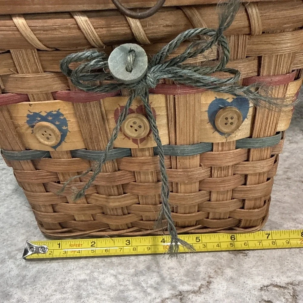 Vintage Tissue Box Basket Heart Cut Out Lid Primitive Cottage granny Core Handle